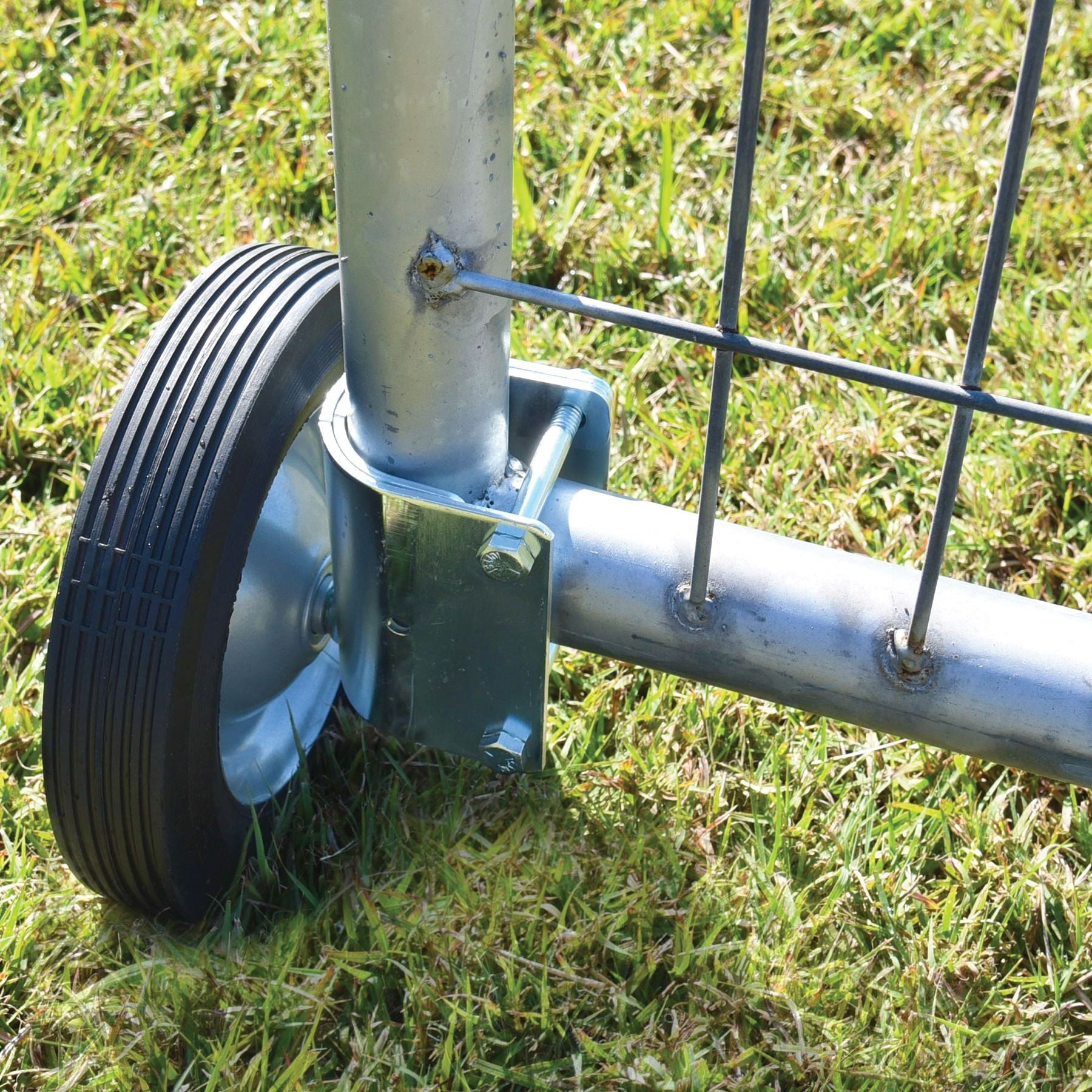 Sure-Latch	™ Gate Wheel