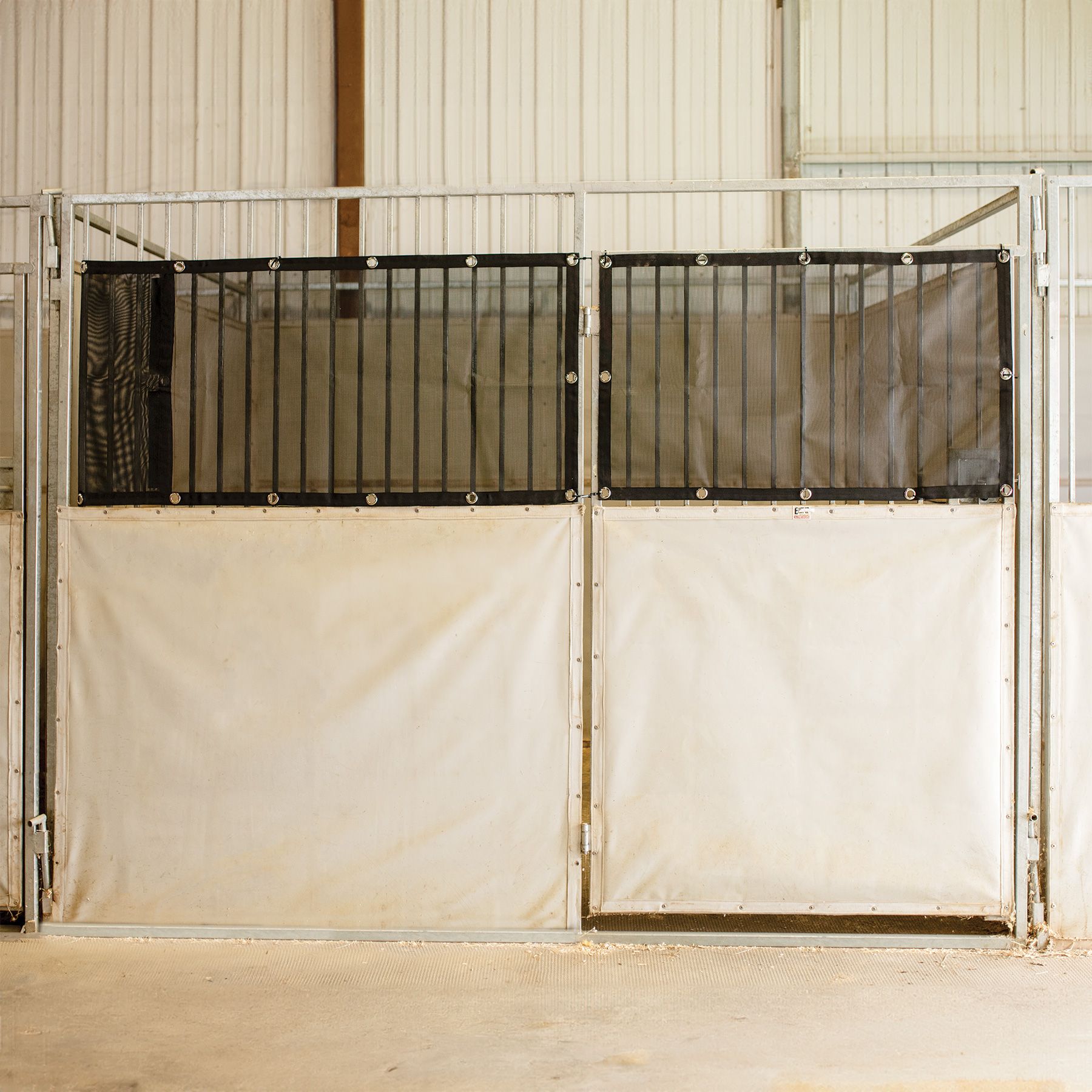 Schneiders® Stall Privacy & Sun-Blocker Stall Front Mesh Panel Set